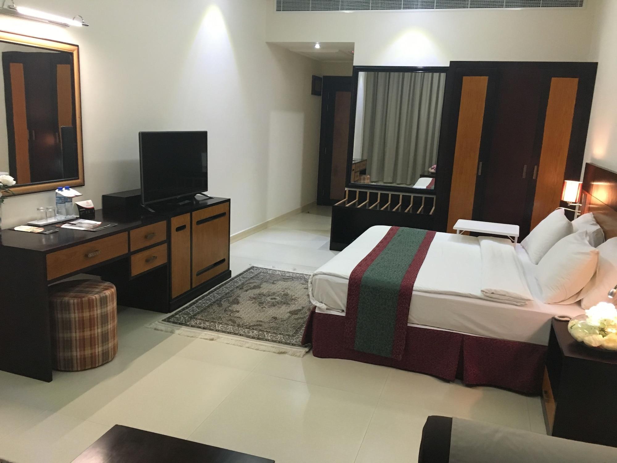 Muscat International Hotel Plaza Салала Экстерьер фото