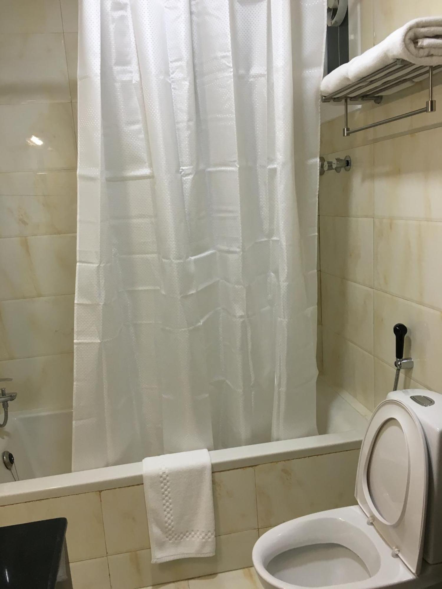 Muscat International Hotel Plaza Салала Экстерьер фото