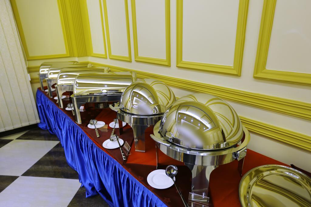 Muscat International Hotel Plaza Салала Экстерьер фото